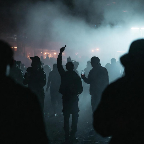 Rave in the Shadows • 155 BPM