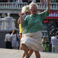 She can dance for 3 minutes only