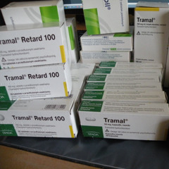 роберт_стонер - пачки трамадола #MakePluggnbGreatAgain