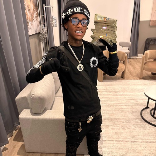 Troads Rapper Stream In Love With A Rapper by TreLoaded | Listen online for free on ...