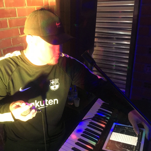 MC CAJA - OE DE GLOCK SOU BONITINHO RITMINHO DO TIKTOK 2k22( DJ JN DO MORRÃO)