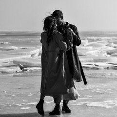قُل لي متى تكسِر الأسوارَ تعشقُني ؟