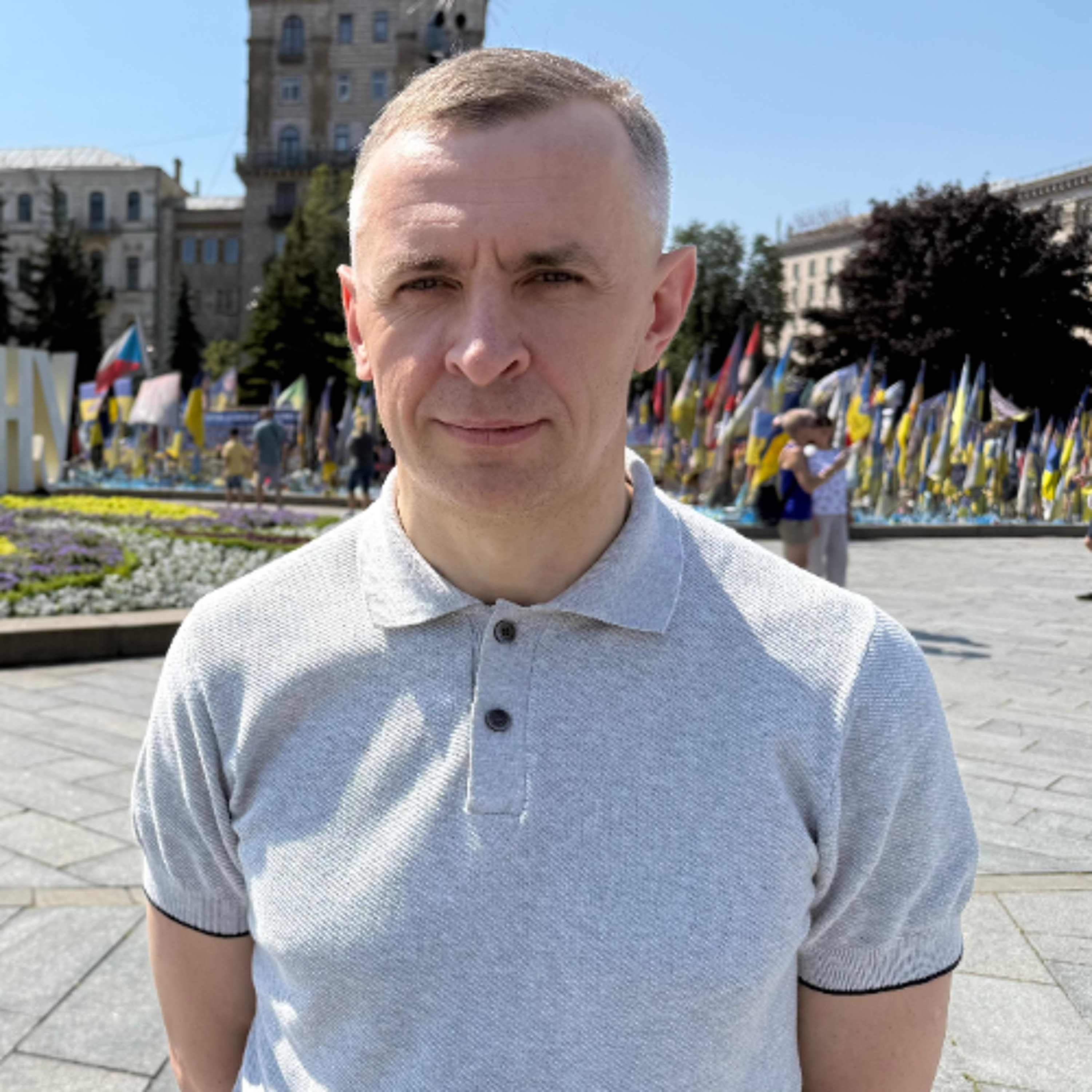 Ukrainas ārpolitikas eksperts: Nedrīkst ļaut Putinam sadalīt pasauli (ar LAT tulkojumu) episode artwork