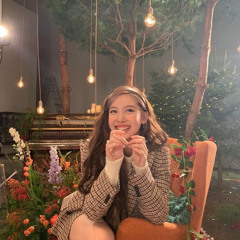 TWICE Im Nayeon (Cover) - Santa Tell Me (Skip to 0:50)