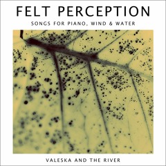 Valeska and the River - The Circle