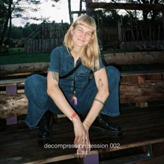 decompression session 002: Lisa
