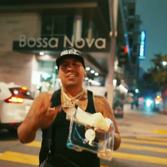 Doeboi909 - pink dolphins blue faces