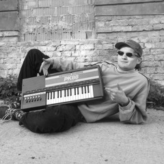 lo-tracks #03: Friedrich Ernst - Interstellar Juke