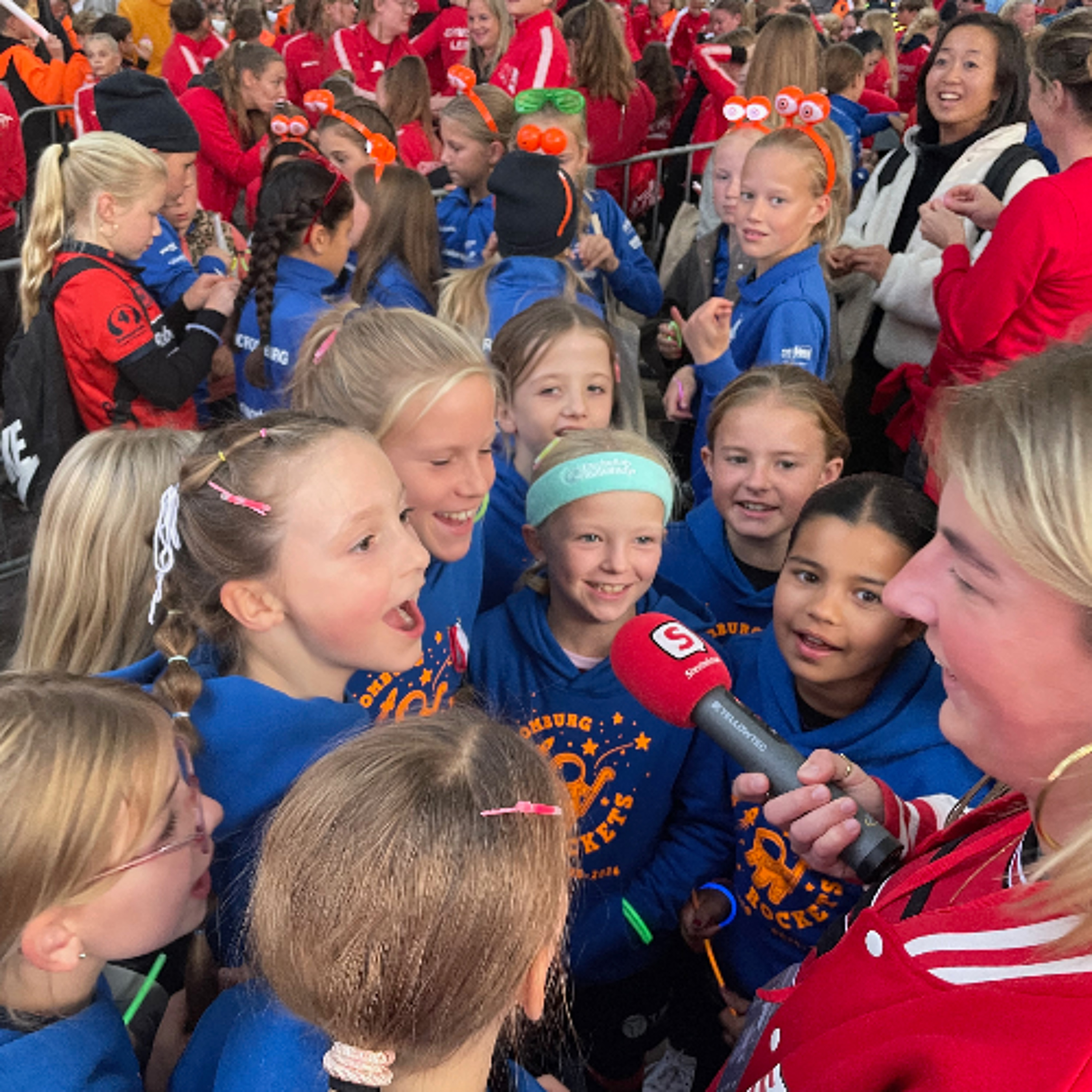 2025-10-02 Taptoe-deelnemers bij de start op de Kaasmarkt episode artwork