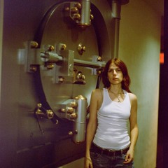 Awe w/ Laurel Halo 211025