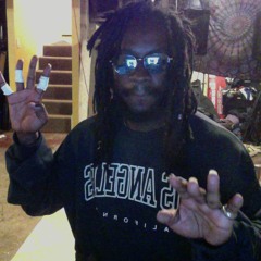 This artist is someone who will make you feel much better about yourself. Check this mix