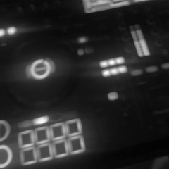 TECHNO TO HARDSTYLE MIX (DJ SMALLEN))
