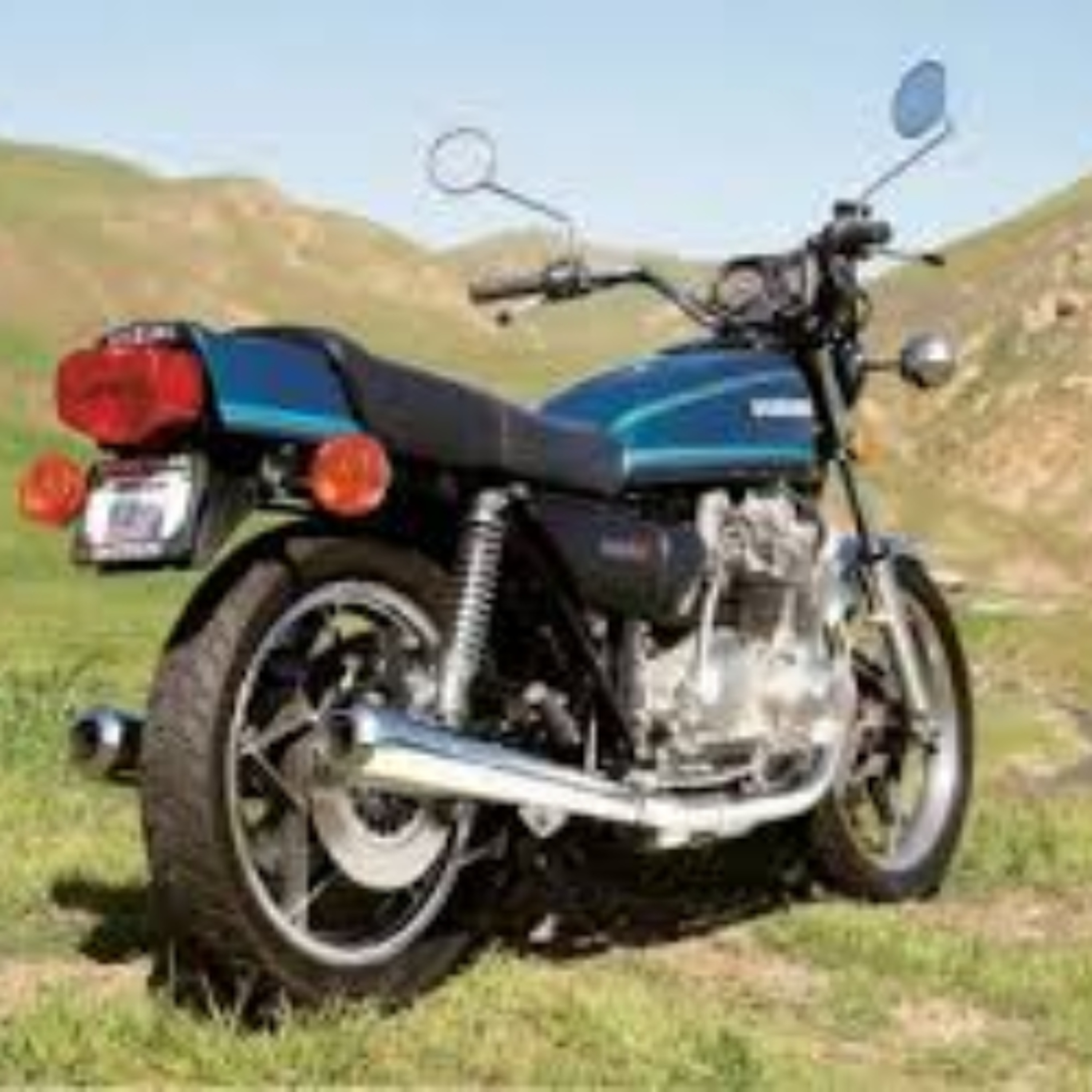 Podcast 607 - Is the Suzuki GS 750 the Best Bike Kawasaki Ever Made?