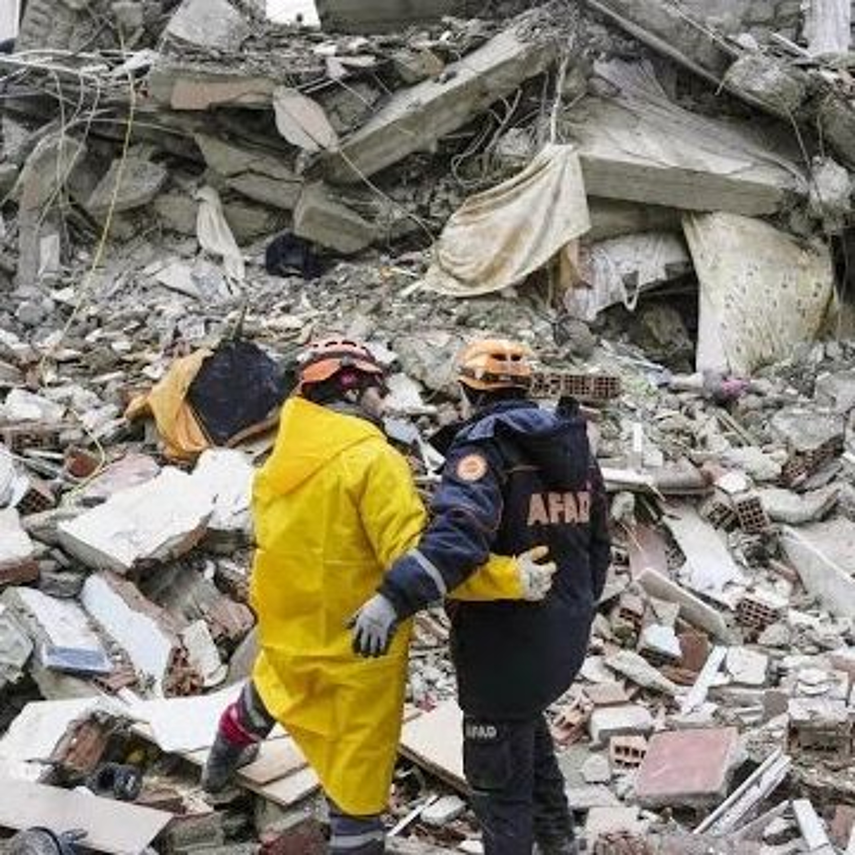 "EVACUATE THE STATE OF CALIFORNIA" - DIRECT WARNINGS OF FATAL EARTHQUAKE & TSUNAMI IN AMERICA.