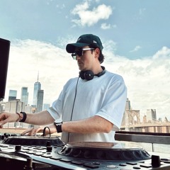 Miho - Opening for Nick Morgan at Sol 1 Hotel Brooklyn - Aug 24 2025