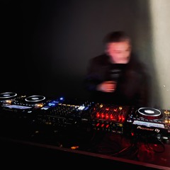 hard times are øver