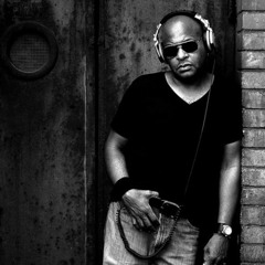 Alan Oldham 'aka' DJT 1000 @ JOY, Leeds, UK 5-27-2007 (Manny'z Tapez)