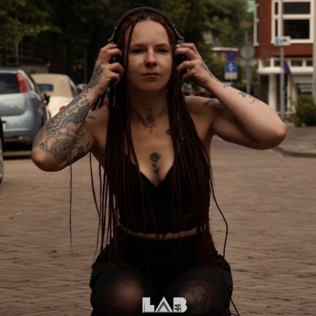 Stream LAB 44 invites IXARYS [#14] by Ju Lee | Listen online for free ...
