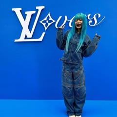 ih3artsoul + knives - prada walk