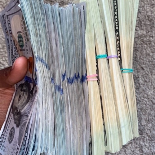 Money Mission Ft. Diff3r3nt (Prod. Espurrterrestrial & Deejay17_)