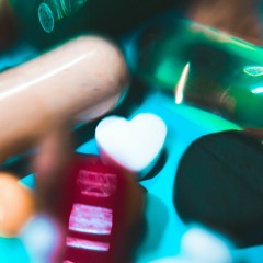 luv = drugs (prod. Lazzie)