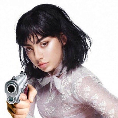 Featured image of post Funny Pics Of Charli : See more ideas about charlie hunnam, charlie, charlie hunnam soa.