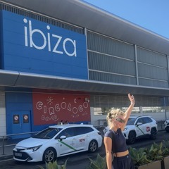 Ibiza25 Debut Mix - Mixed by ChloeV