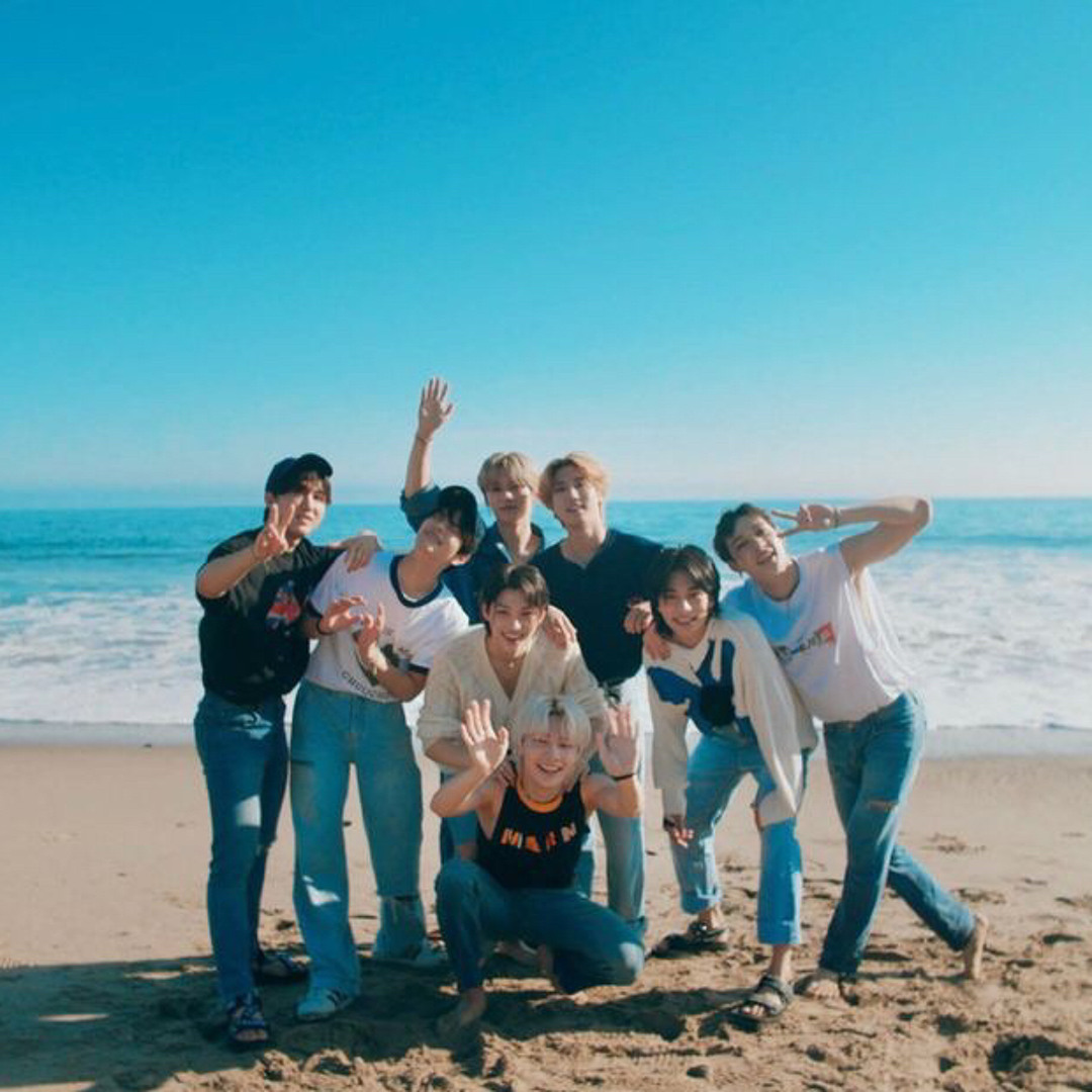 straykids スキズ リノ ぬいぐるみネームバッグチャーム 4