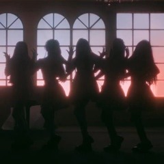 ILLIT 'Magnetic' (d//splaced re:vision)