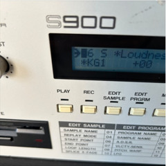 Elevator Beat (akai s900)
