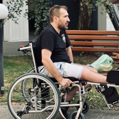 “У меня была зажата граната в руке. Умирать мне не хотелось”. Интервью беларуса на войне