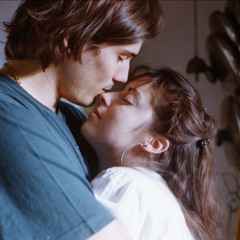 حاسس بئلبي كيف بيرجف ليّك؟