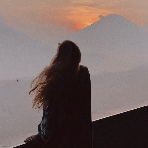 Reflections in motion enjoy prof.magic