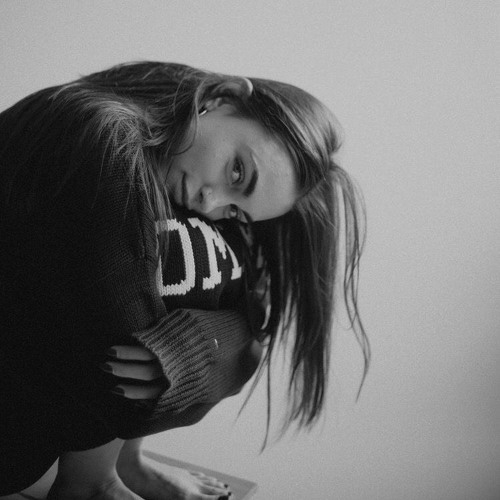 ‎⁨الزمان خاين مالو امان⁩