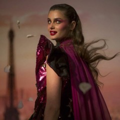 Taylor Hill Superpower by Lancôme