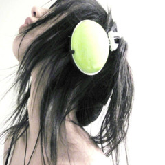 wanna put u on repeat, play u everywhere i go