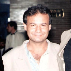 ‎⁨رياض احمد | قارئة الفنجان