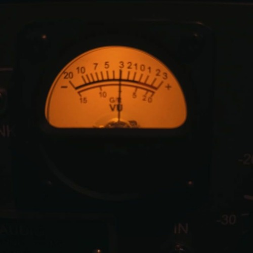 Warming The Valves ( 30 minutes producing this, is not even a demo)