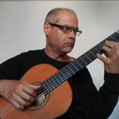 Night Meditation original composition for guitar by Ramón León Egea