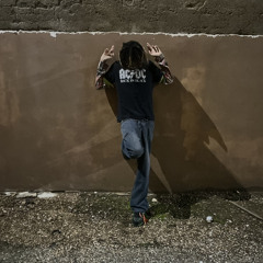 scumbagtrapmom w/ victim