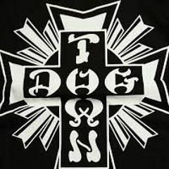 DOG TOWN