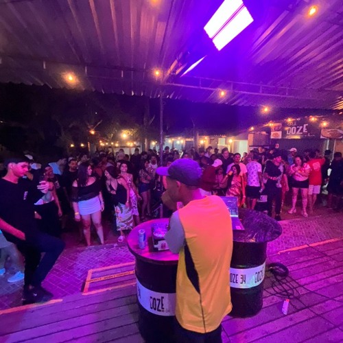 Quando Chego na Pub Vs Dinheiro nao Tras Alegria ( DJ LP )