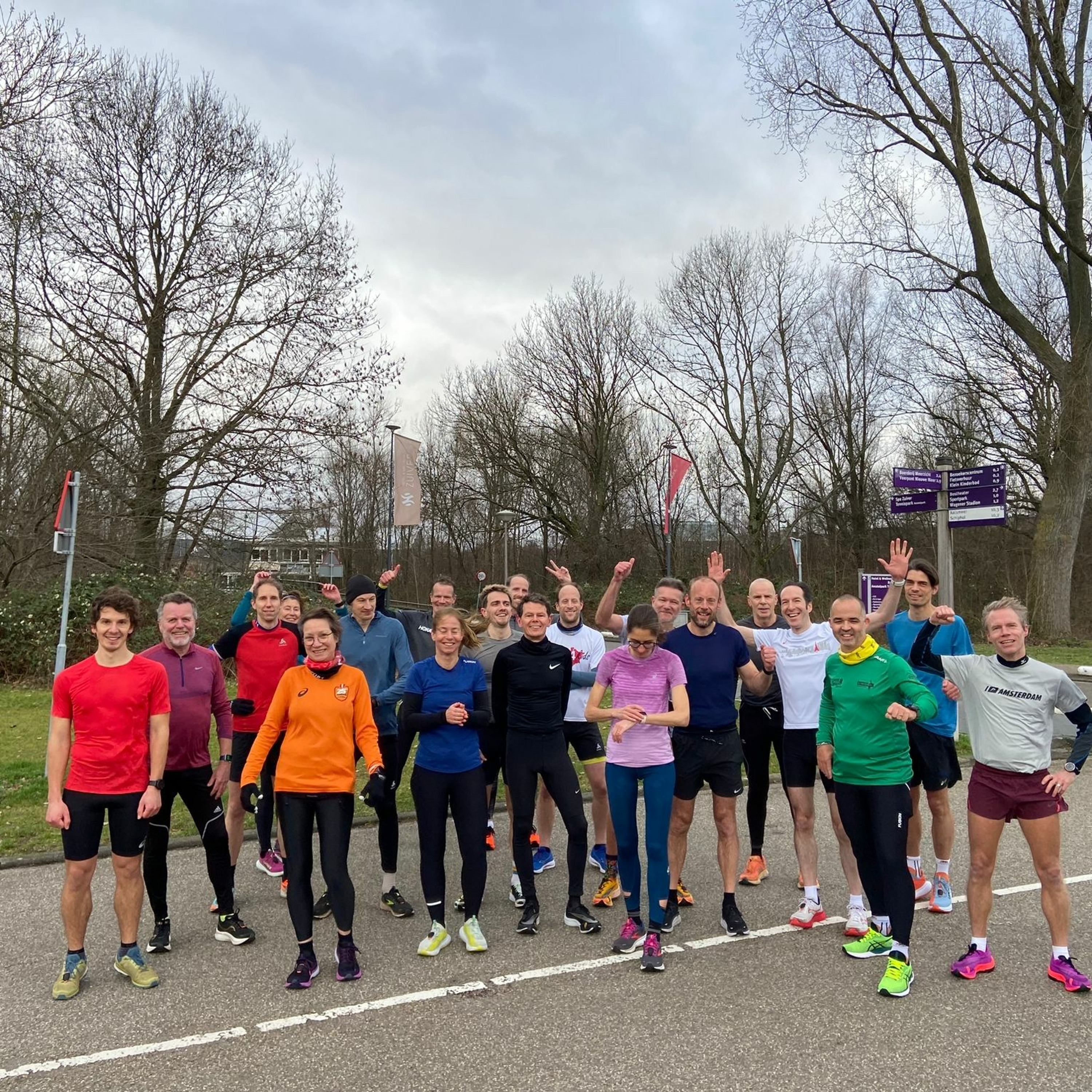 Klaas en Koen lopen weg