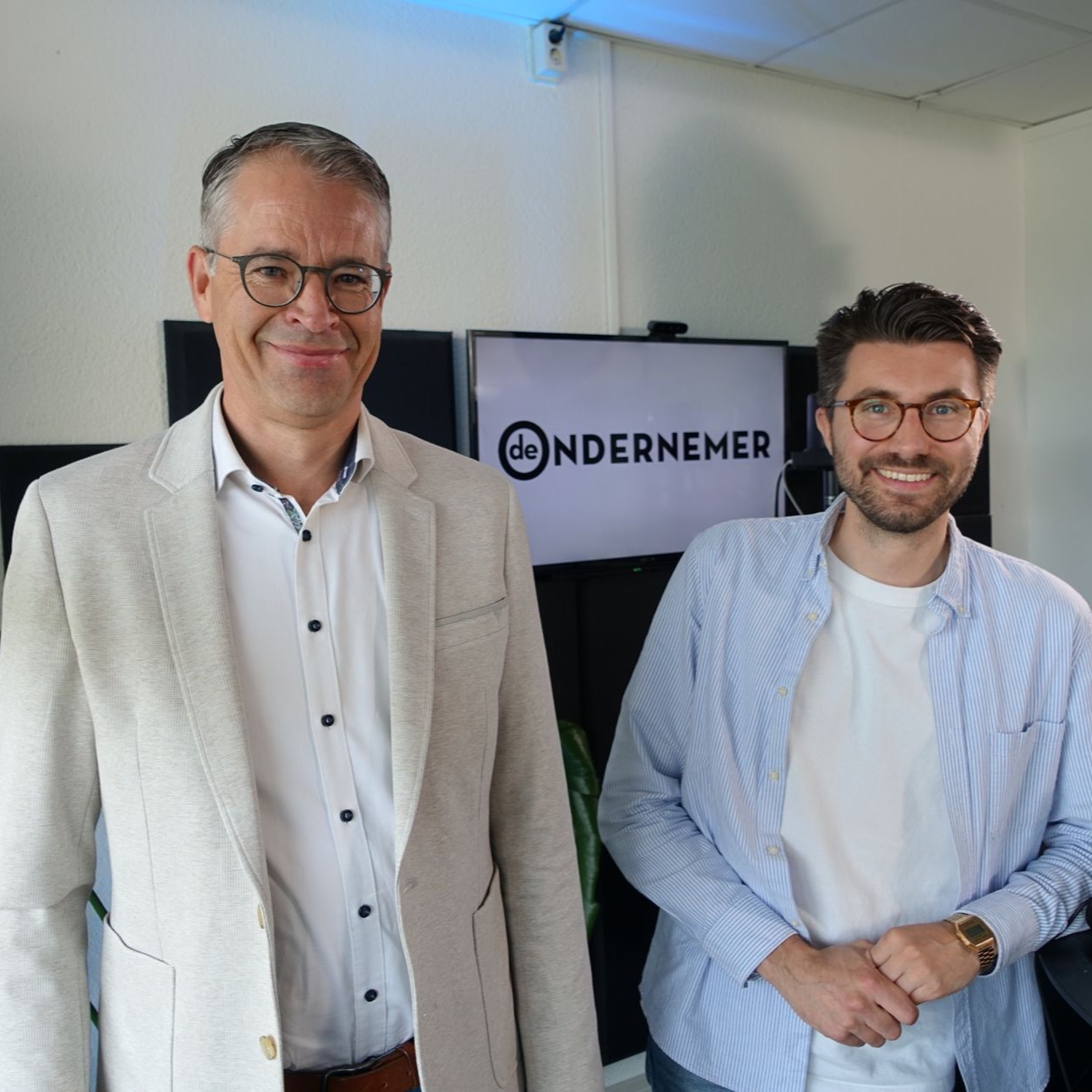 De Ondernemer #90 - Personeel, drankenmarketing, start-ups en AI in De Ondernemer uur 1 episode artwork