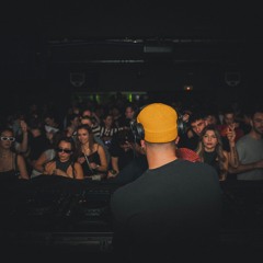 Live / Podcast