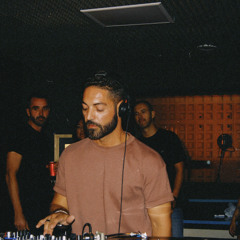 Roof Tv #18_ NÖGUE (House Set)