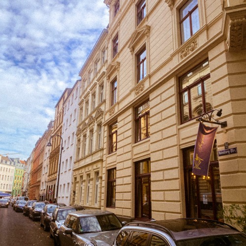 eliasndg - kwartier latäng