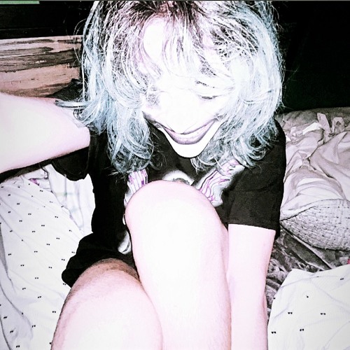 {terrifying scream sound effect}