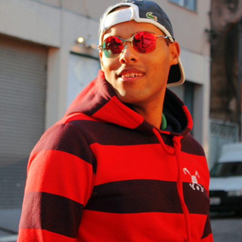 Berimbau dos Baile (feat. Mc Delux)