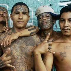 Dos Letras me Protegen.mp3